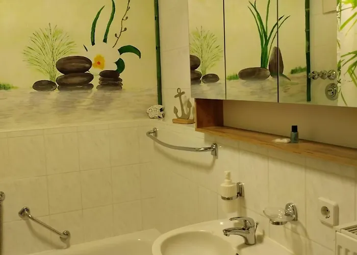 Grosse Monteurswohnung 4 Personen * غلاوخاو