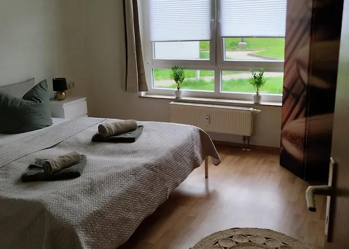 Grosse Monteurswohnung 4 Personen * غلاوخاو